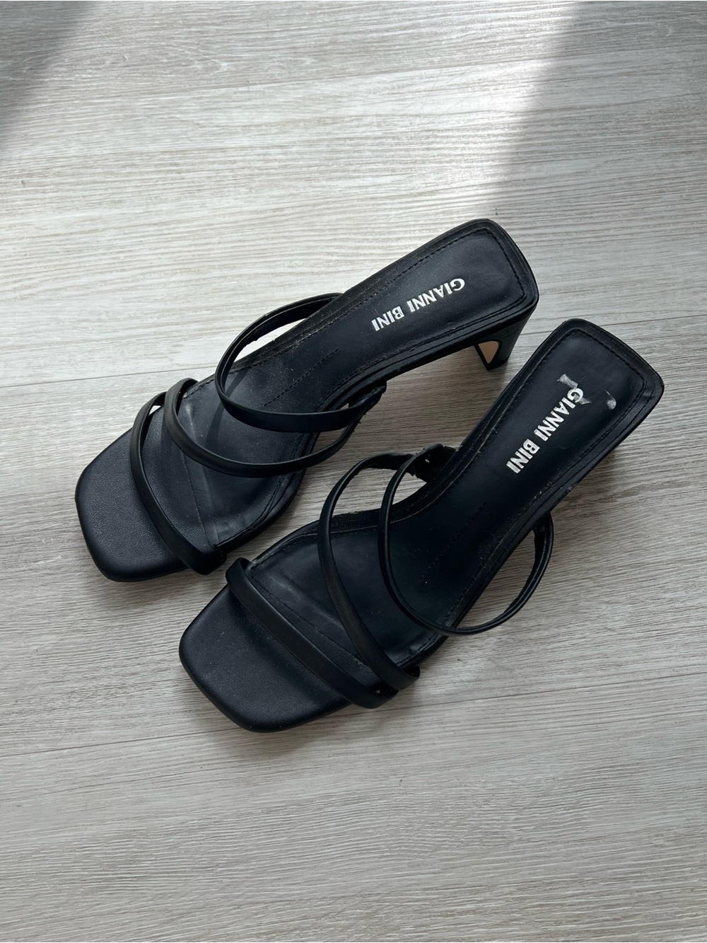 Gianni Bini Black Strappy Square-Toe Kitten Heel Sandals